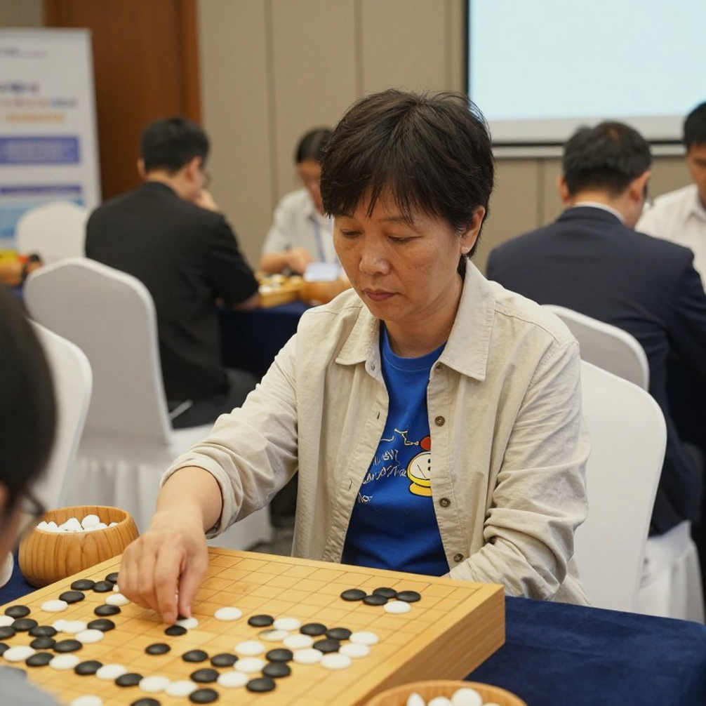 ChessBase Magazine #225: 27 ván cờ ngắn, 10 bài khai cuộc và giới hạn của một gói huấn luyện phổ thông