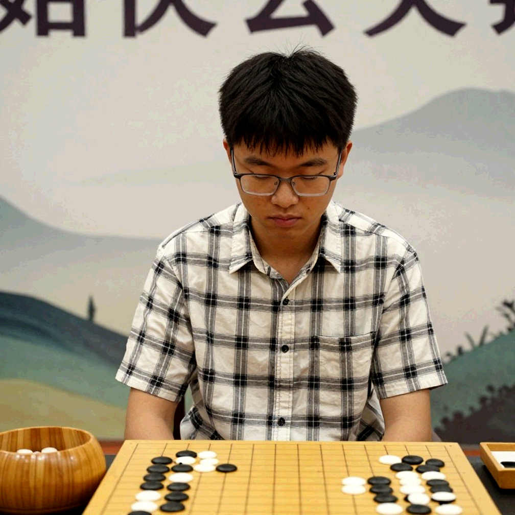 Magnus Carlsen, AI và khoảng cách 20 lần giữa vương miện cờ vua với giá thị trường trả cho nó