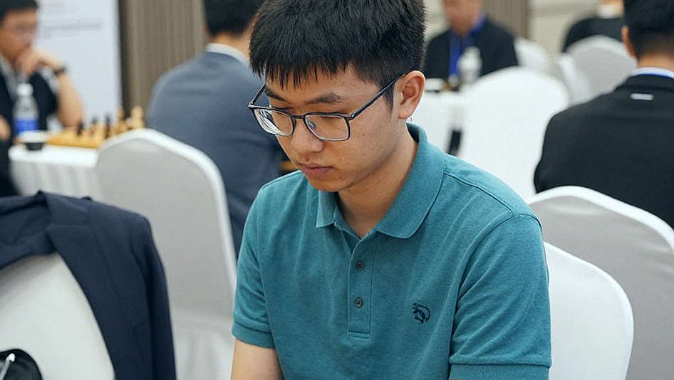 Petroff được cập nhật: Đọc danh mục ChessBase tháng Tám như một kỳ thủ đọc ván cờ chậm