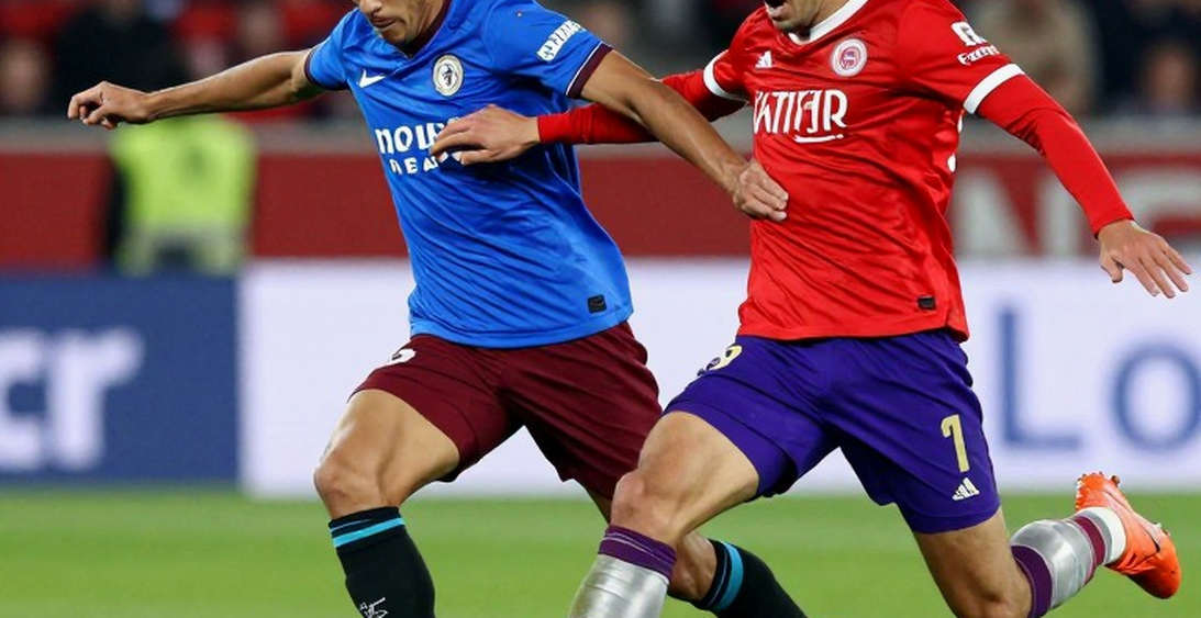 Việt Nam U23 trước Uzbekistan U23: khối phòng ngự bất động, mũi nhọn đổi người