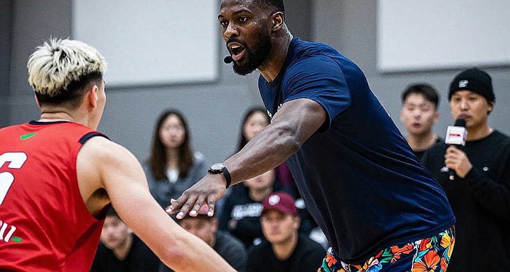 Curry lật cổ chân ở buổi tập mở Chase Center: điều Golden State lo thật sự không nằm ở cổ chân